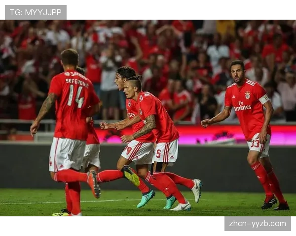 那不勒斯主场迎战AC米兰,欧冠区直接对话影响冠军走势